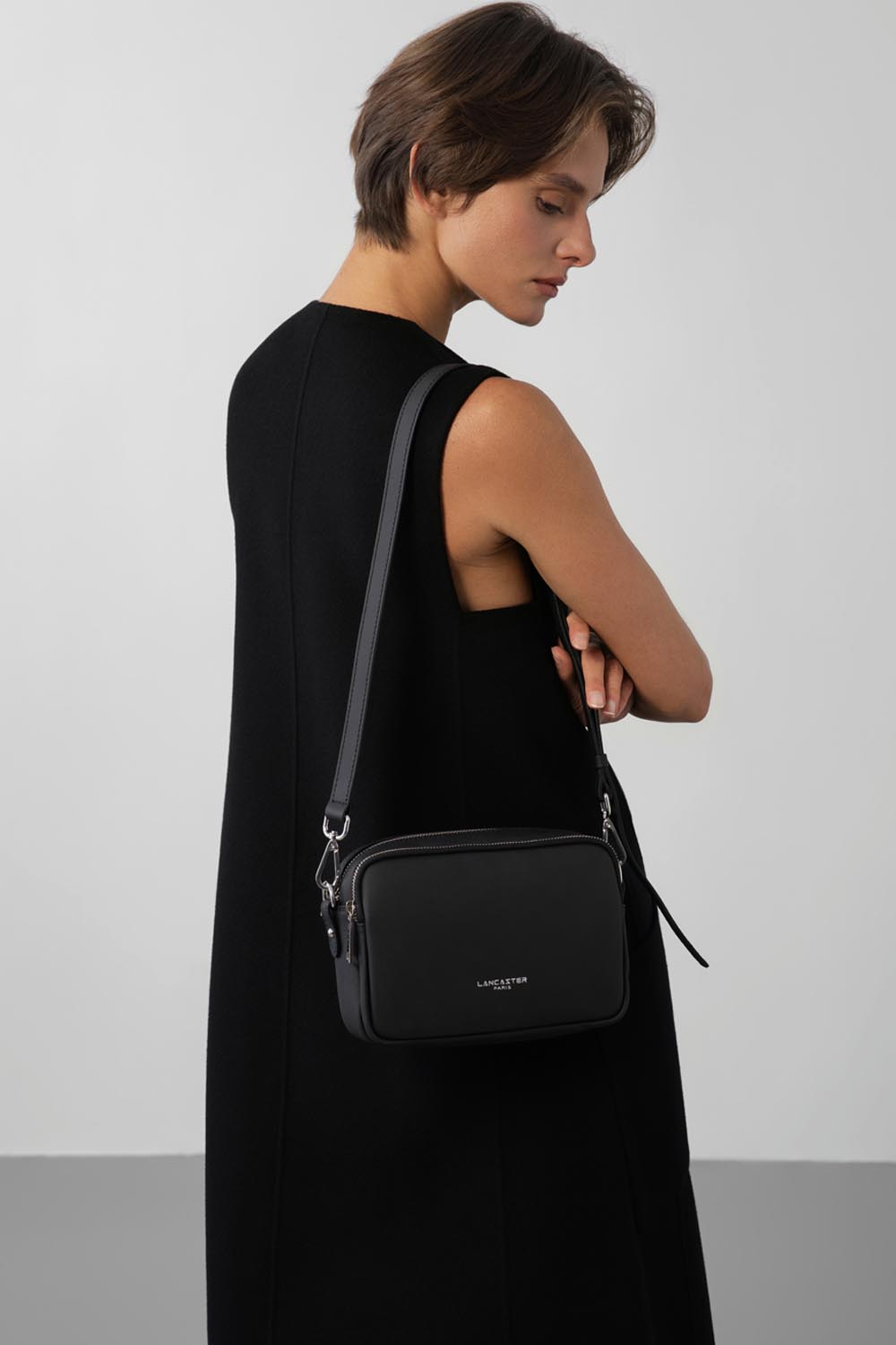 "Crossbody" taska,,  Donna Ama, Svört