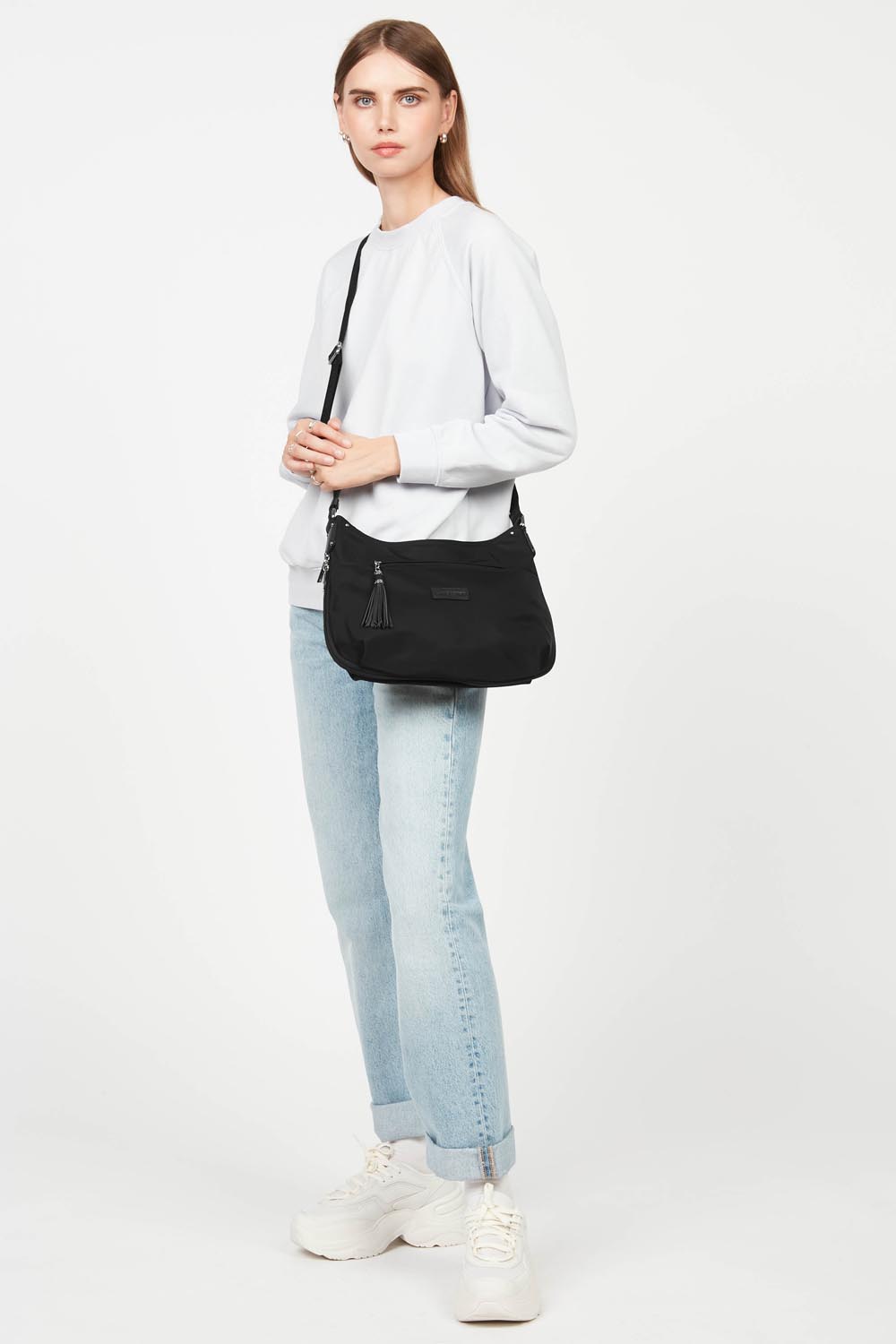 Axlartaska,  Basic Pompon, Svört